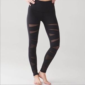 Lululemon black leggings